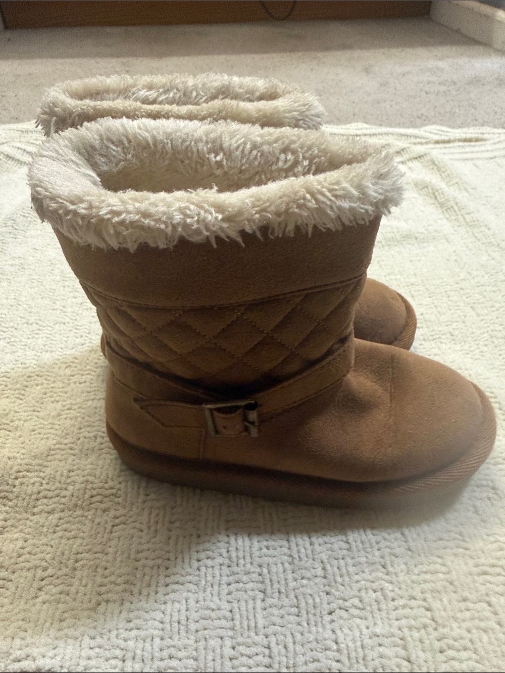 Kids Tan Faux-Shearling Winter Boots size 10m